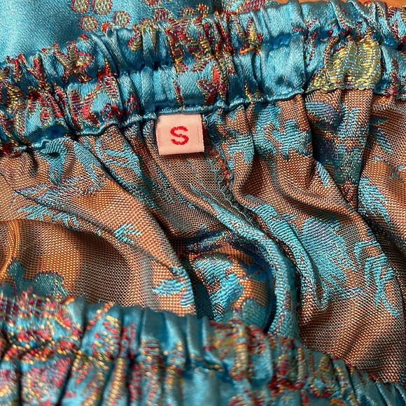 SOLZ SQUIRREL ⭐️  satin pajama set - Picture 5 of 5